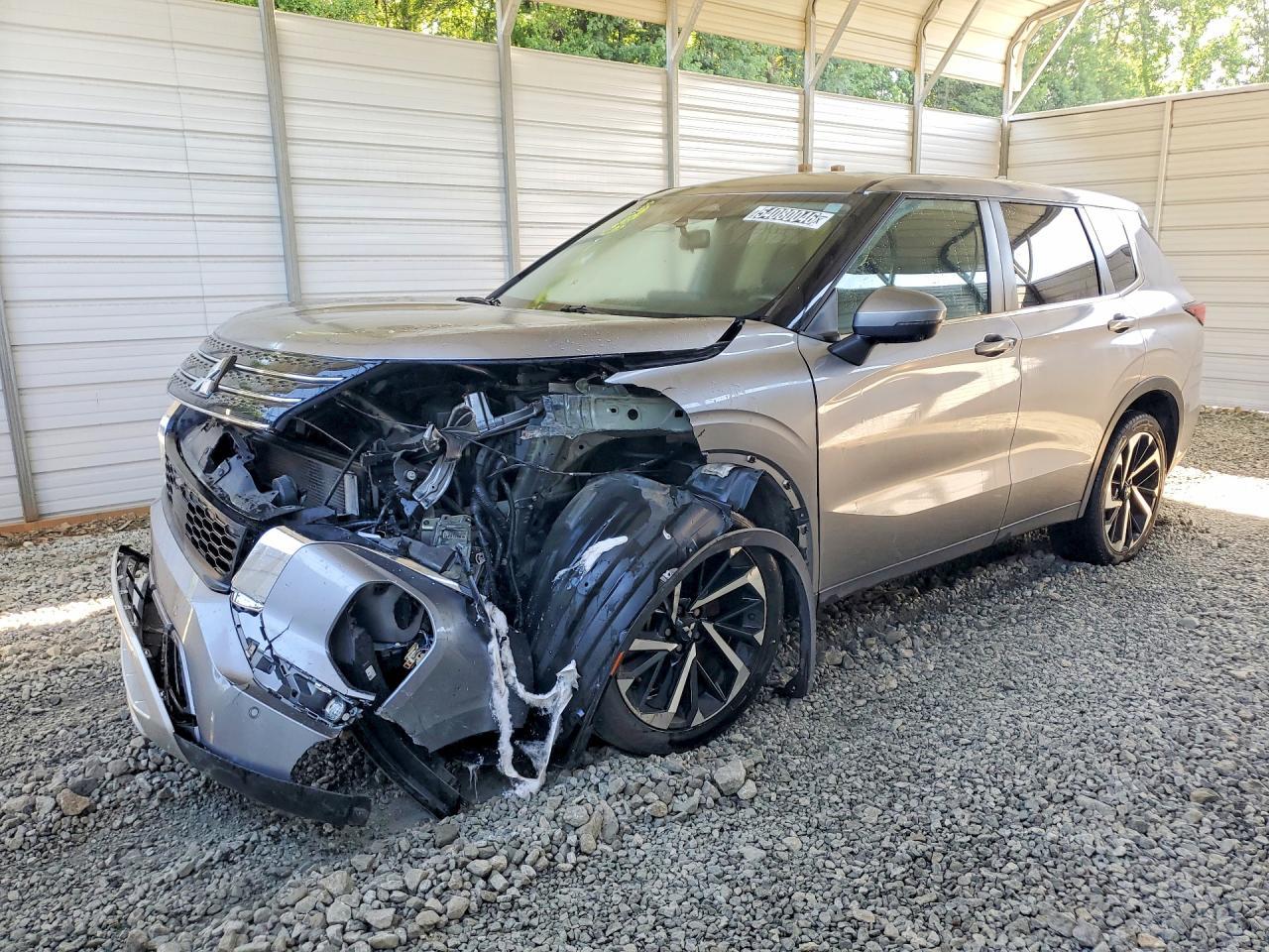 2022 Mitsubishi Outlander Se