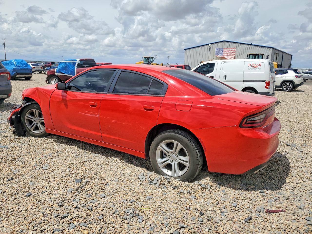2022 Dodge Charger Sxt - Фото 2