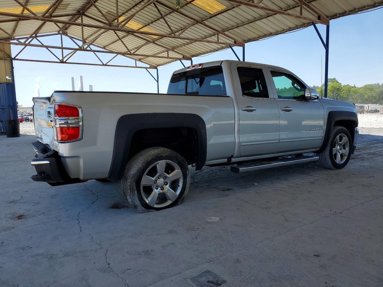 2017 Chevrolet Silverado C1500 Lt - Image 3