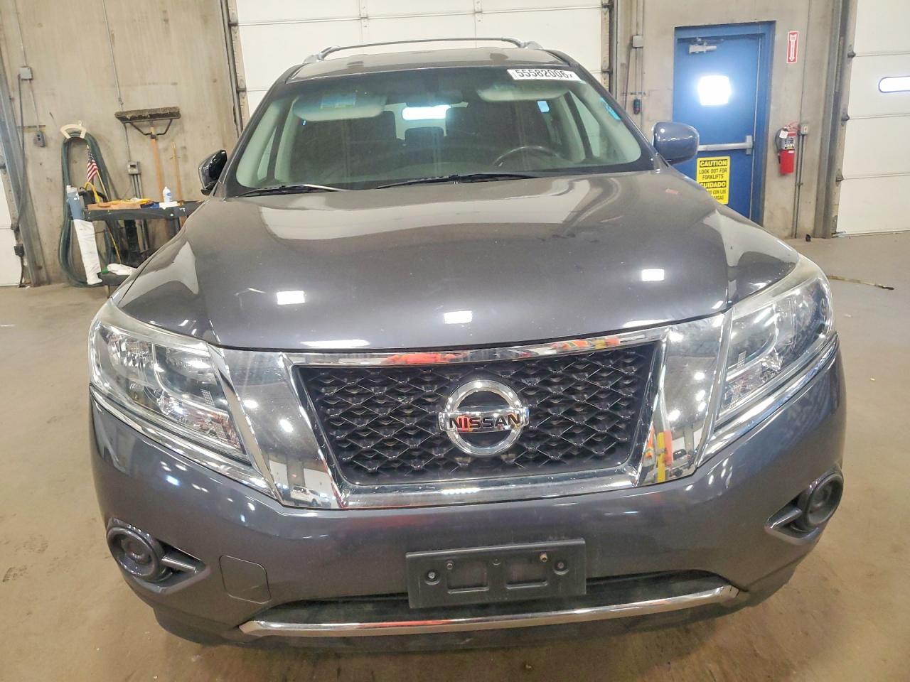 2014 Nissan Pathfinder Sv - Image 5