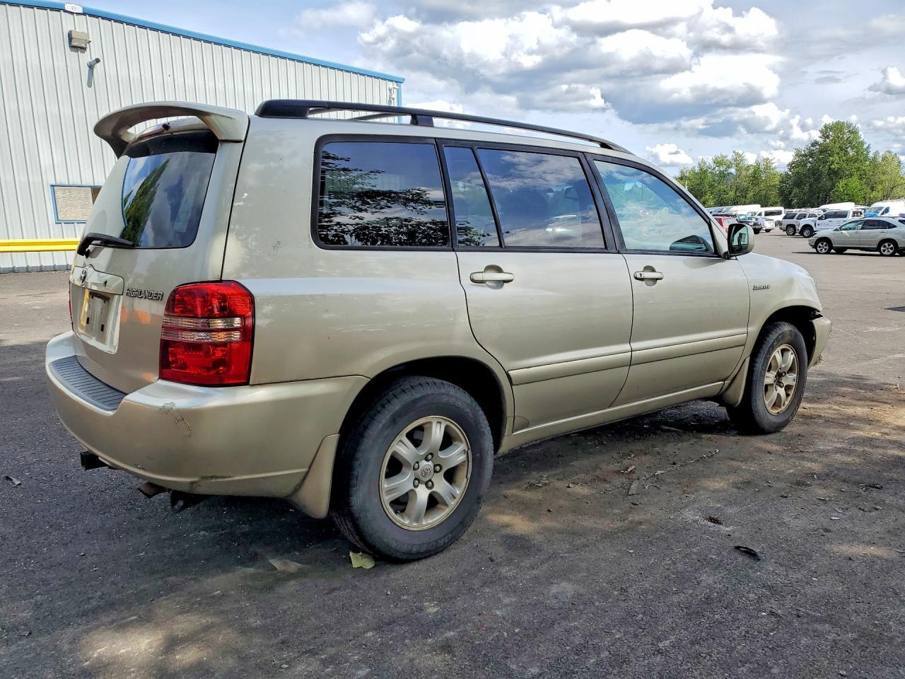 2002 Toyota Highlander Limited - Image 3