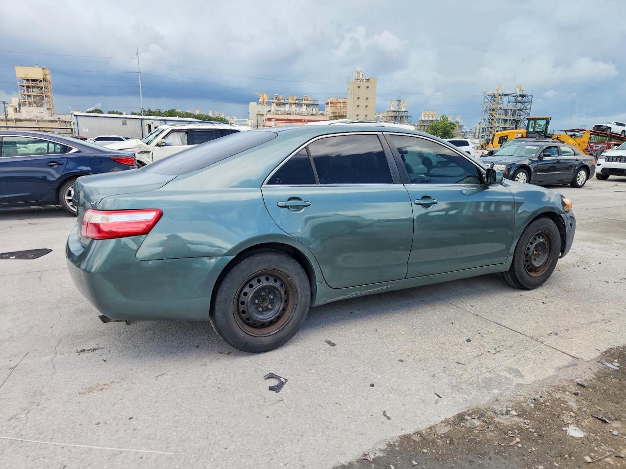 2009 Toyota Camry Le - Фото 3