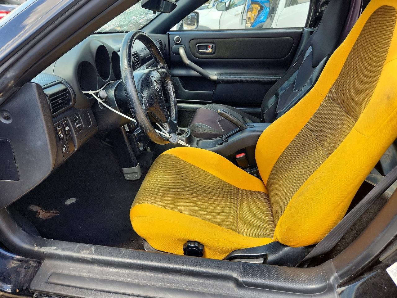 2000 Toyota Mr2 Spyder - Image 7
