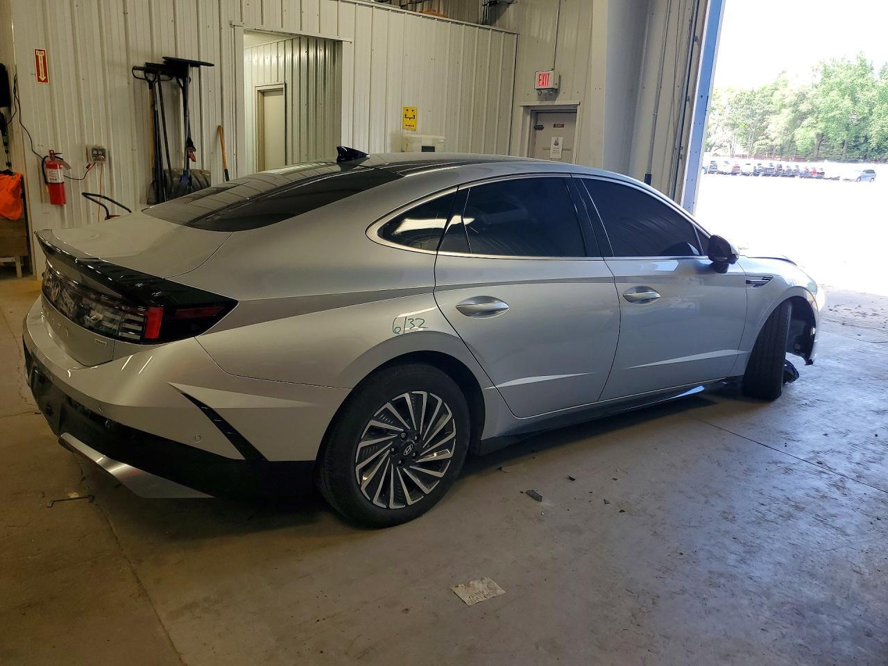 2024 Hyundai Sonata Hybrid Limited - Фото 3