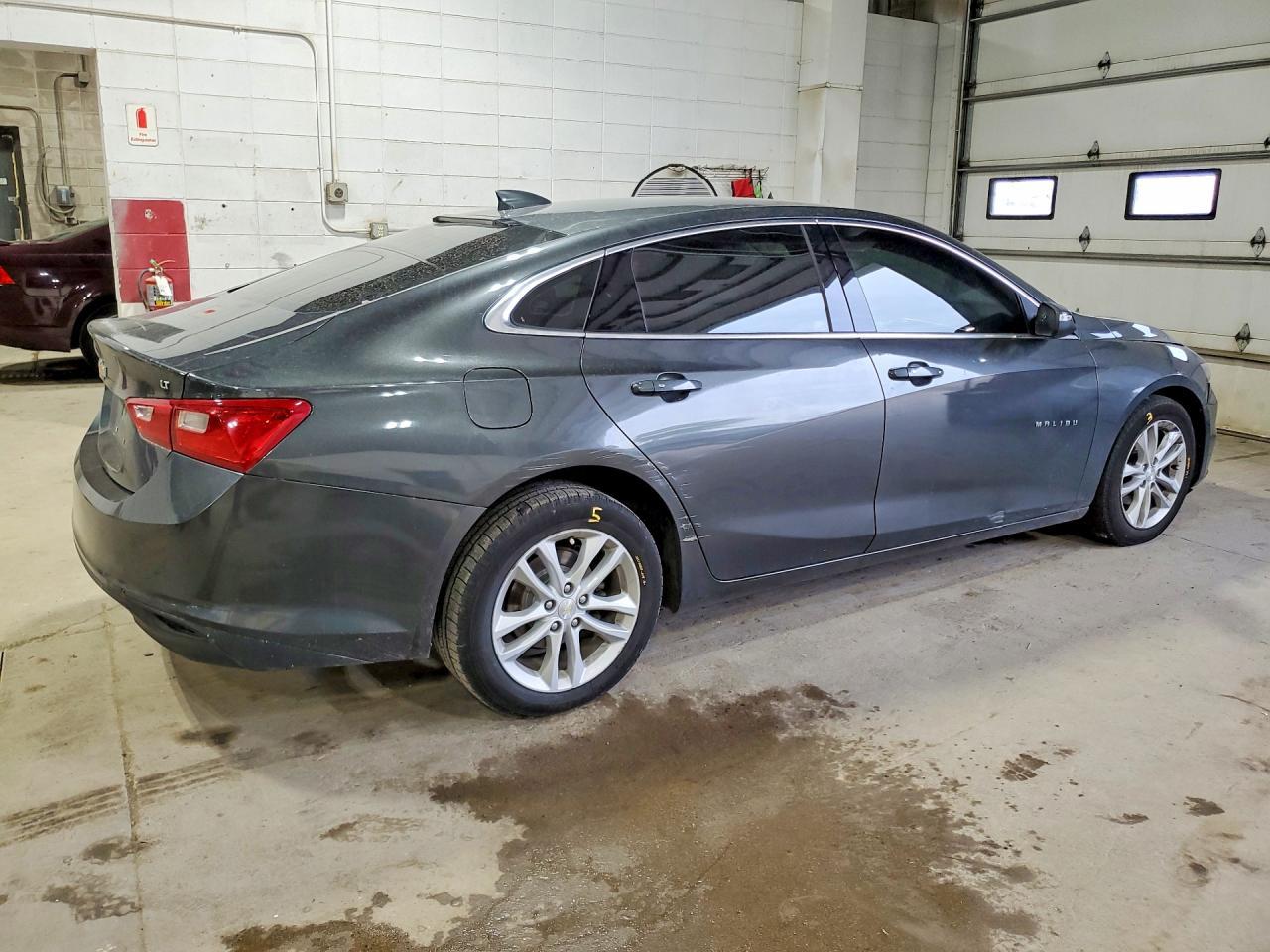 2017 Chevrolet Malibu Lt - Фото 3