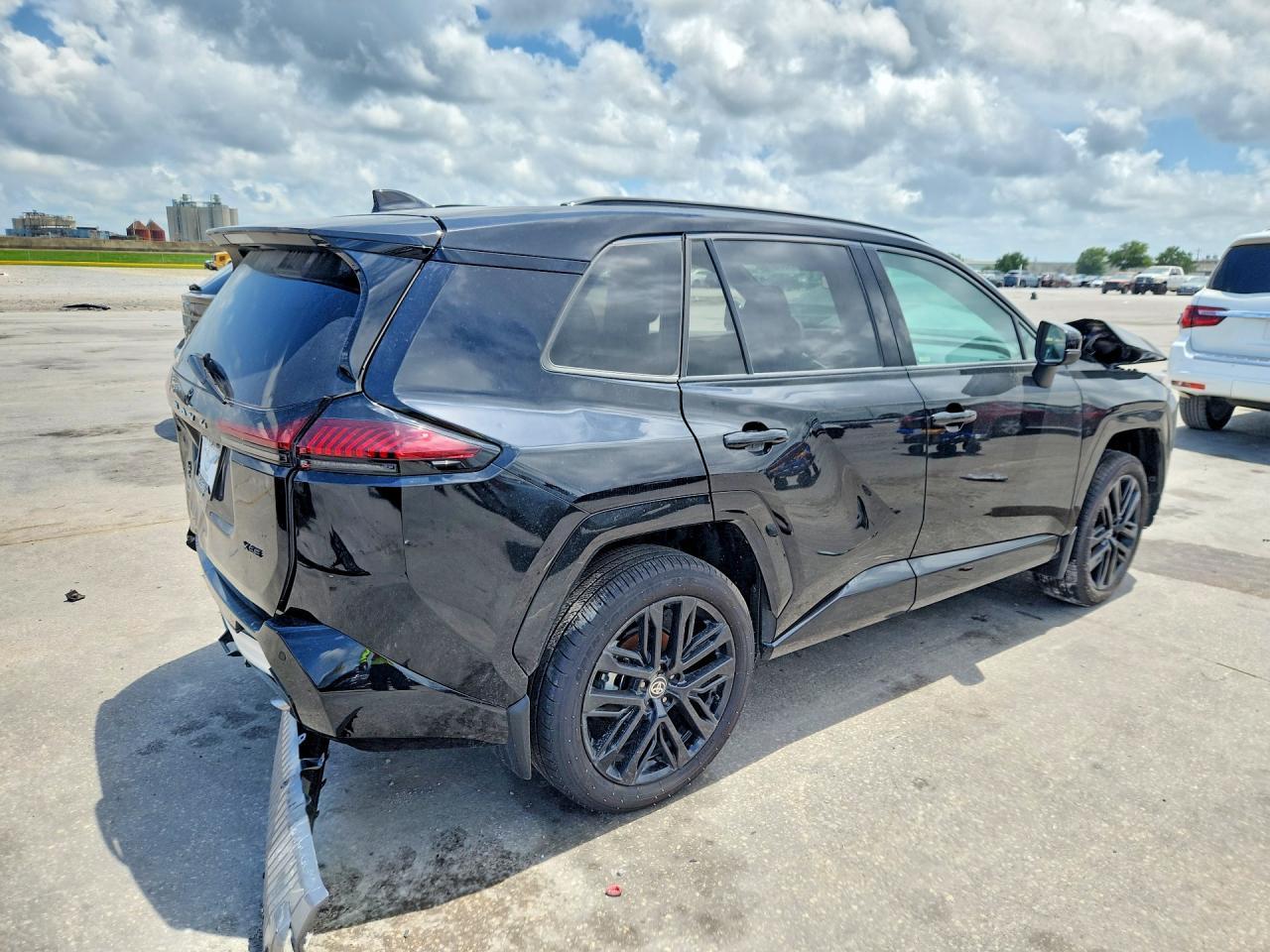 2026 Toyota Rav4 Xse - Image 3