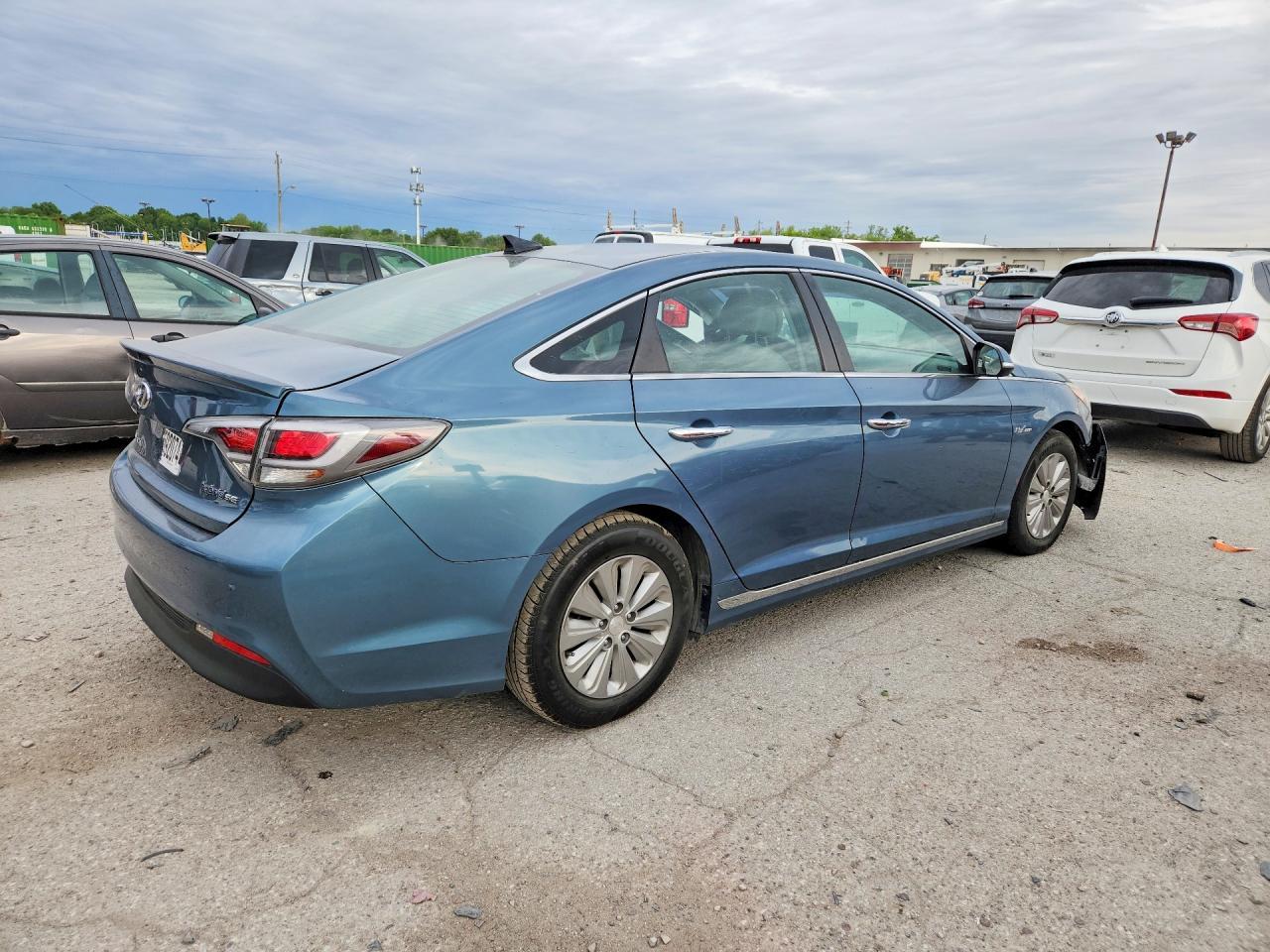 2016 Hyundai Sonata Hybrid Se - Фото 3