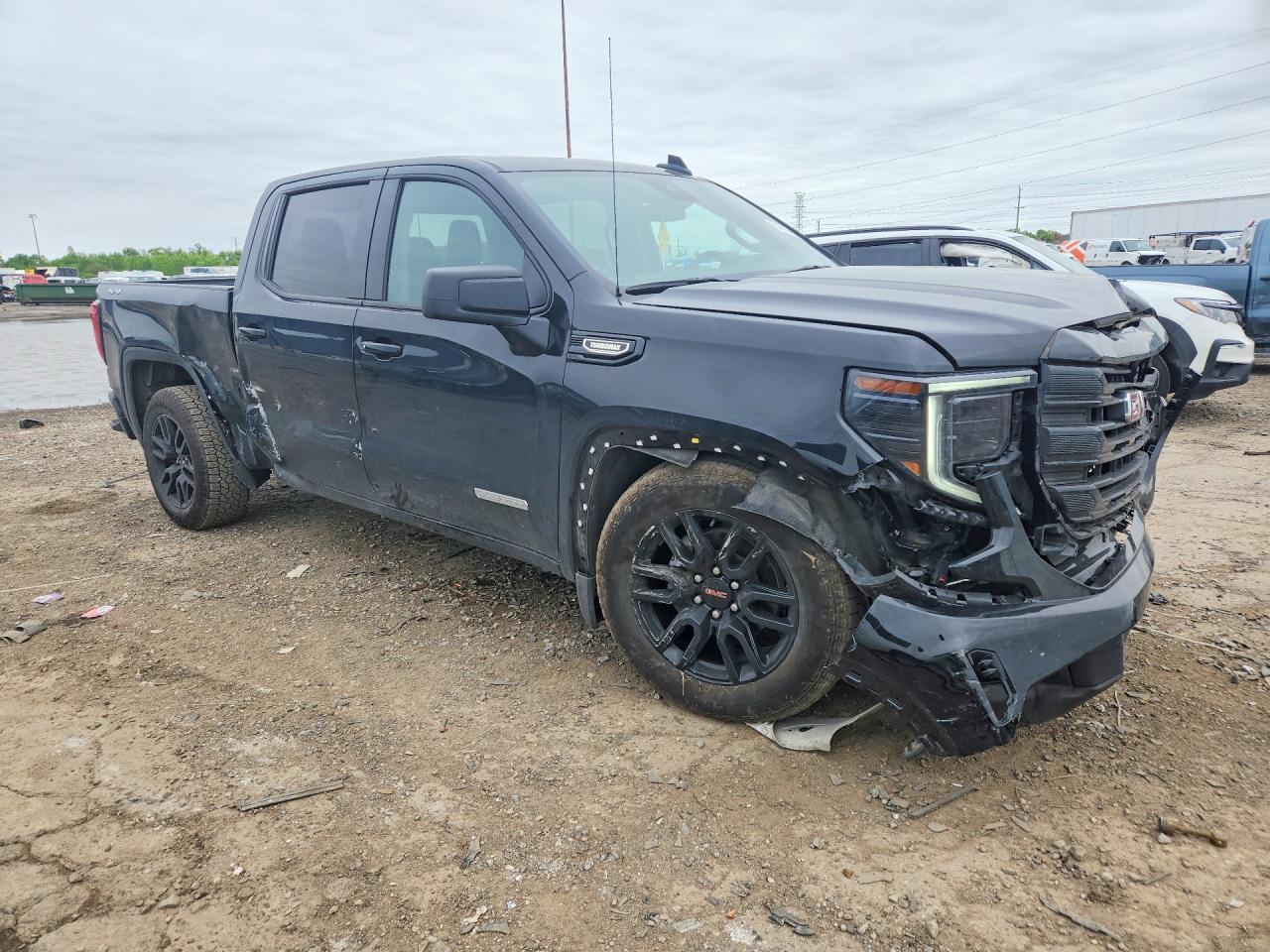 2026 GMC Sierra K1500 Elevation-L - Image 4