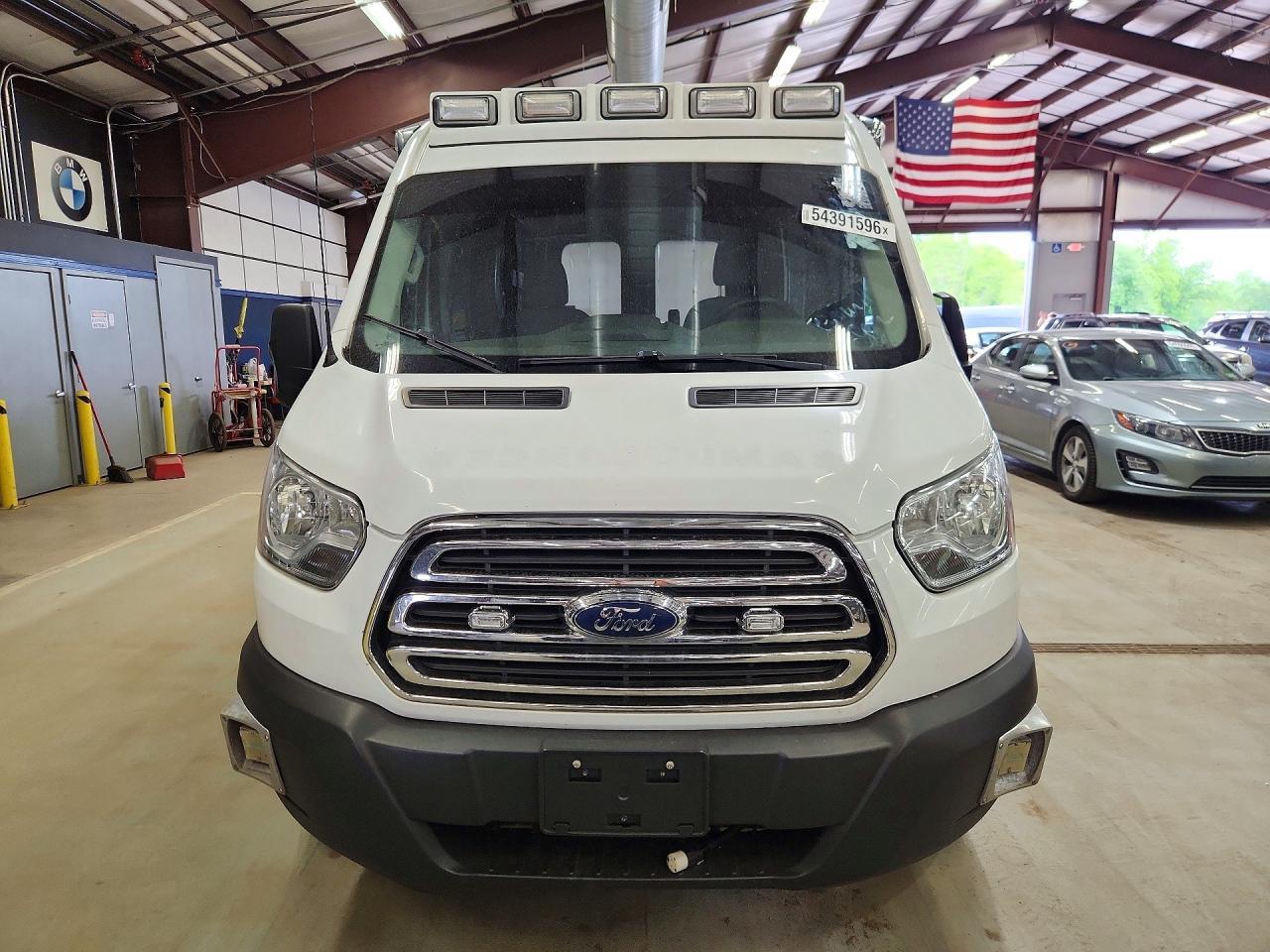 2015 Ford Transit T-250 - Фото 5