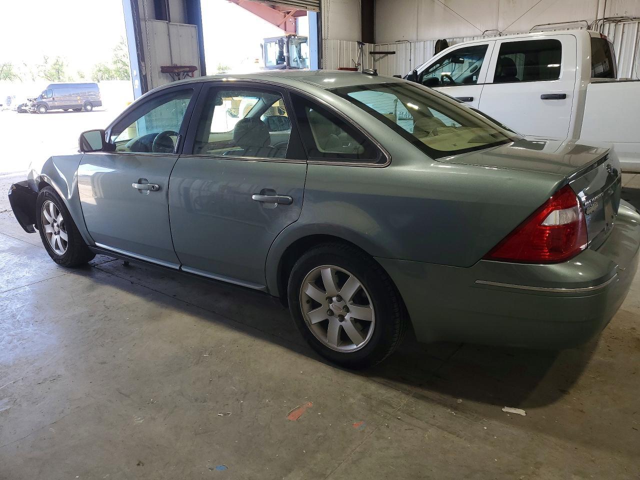 2007 Ford Five Hundred Sel - Image 2