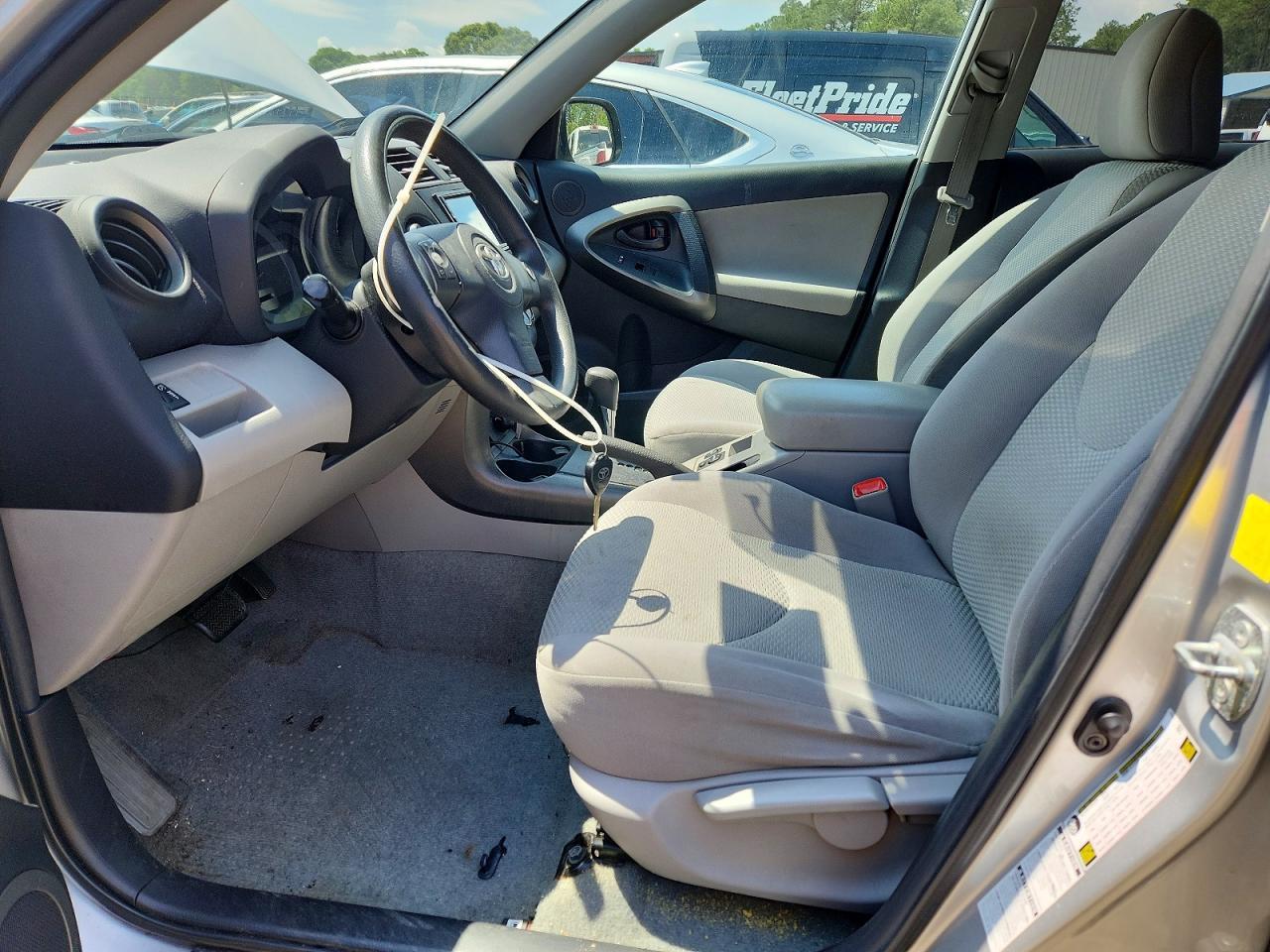 2011 Toyota Rav4 Base - Фото 7