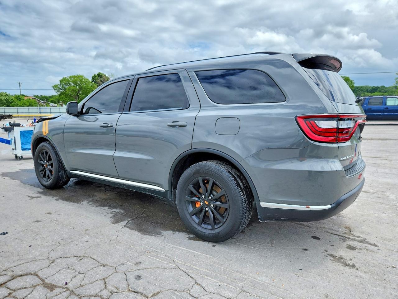 2023 Dodge Durango Sxt - Image 2