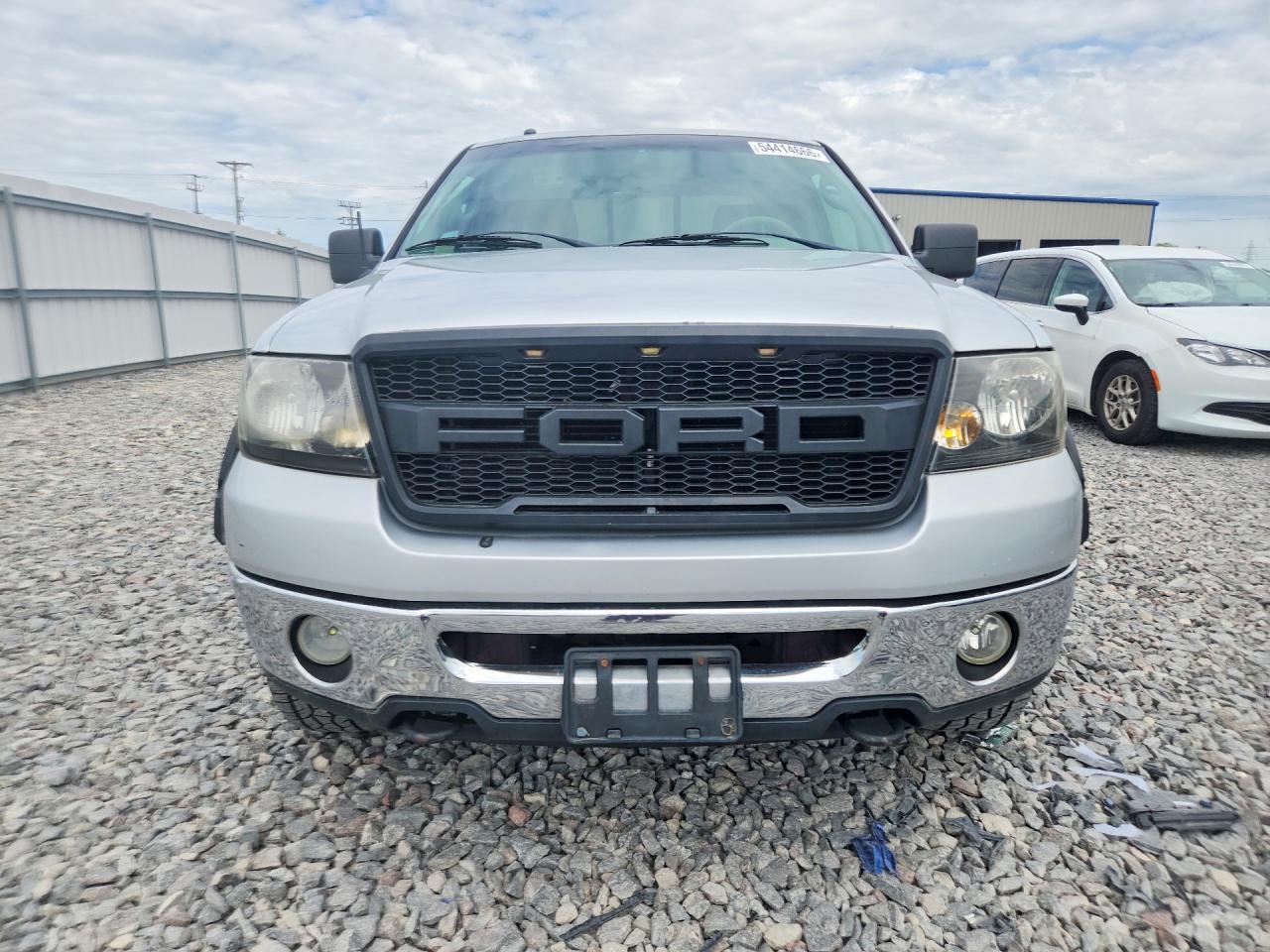 2007 Ford F150 - Image 5