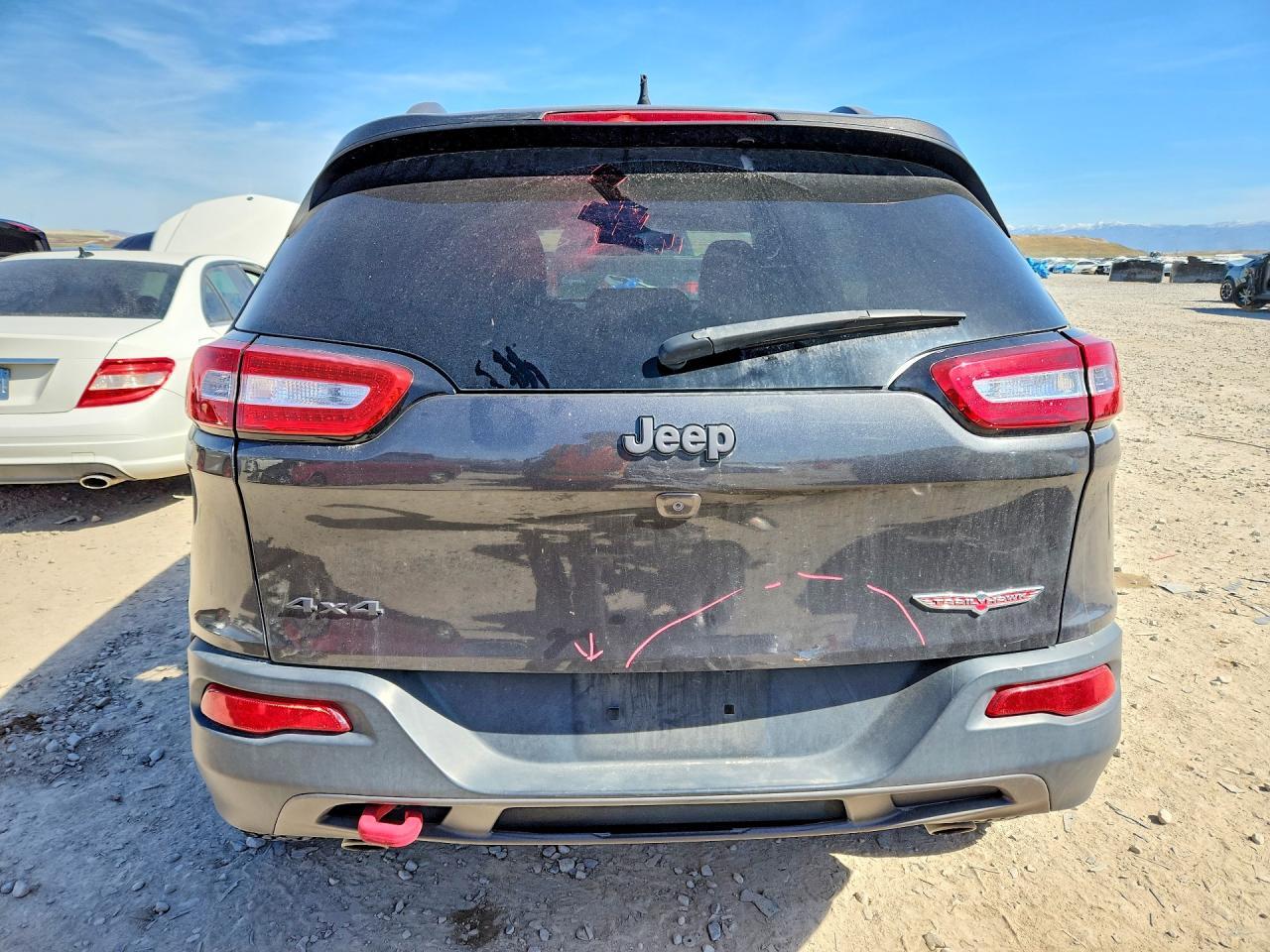 2016 Jeep Cherokee Trailhawk - Image 6