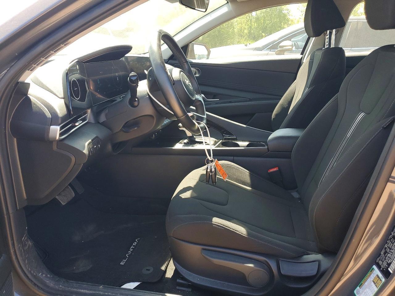 2023 Hyundai Elantra Sel - Image 7