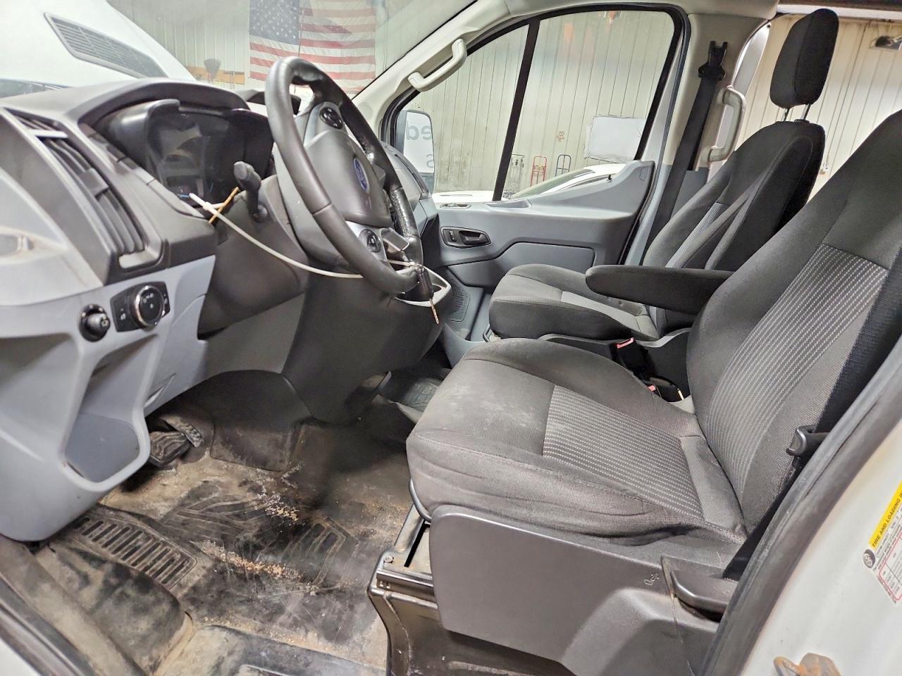2015 Ford Transit T- - Delivery Van - Image 7