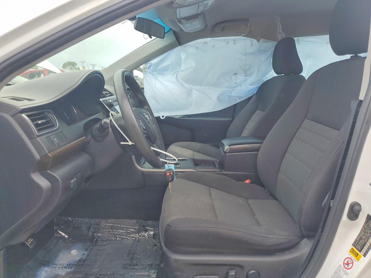 2016 Toyota Camry Le - Image 7