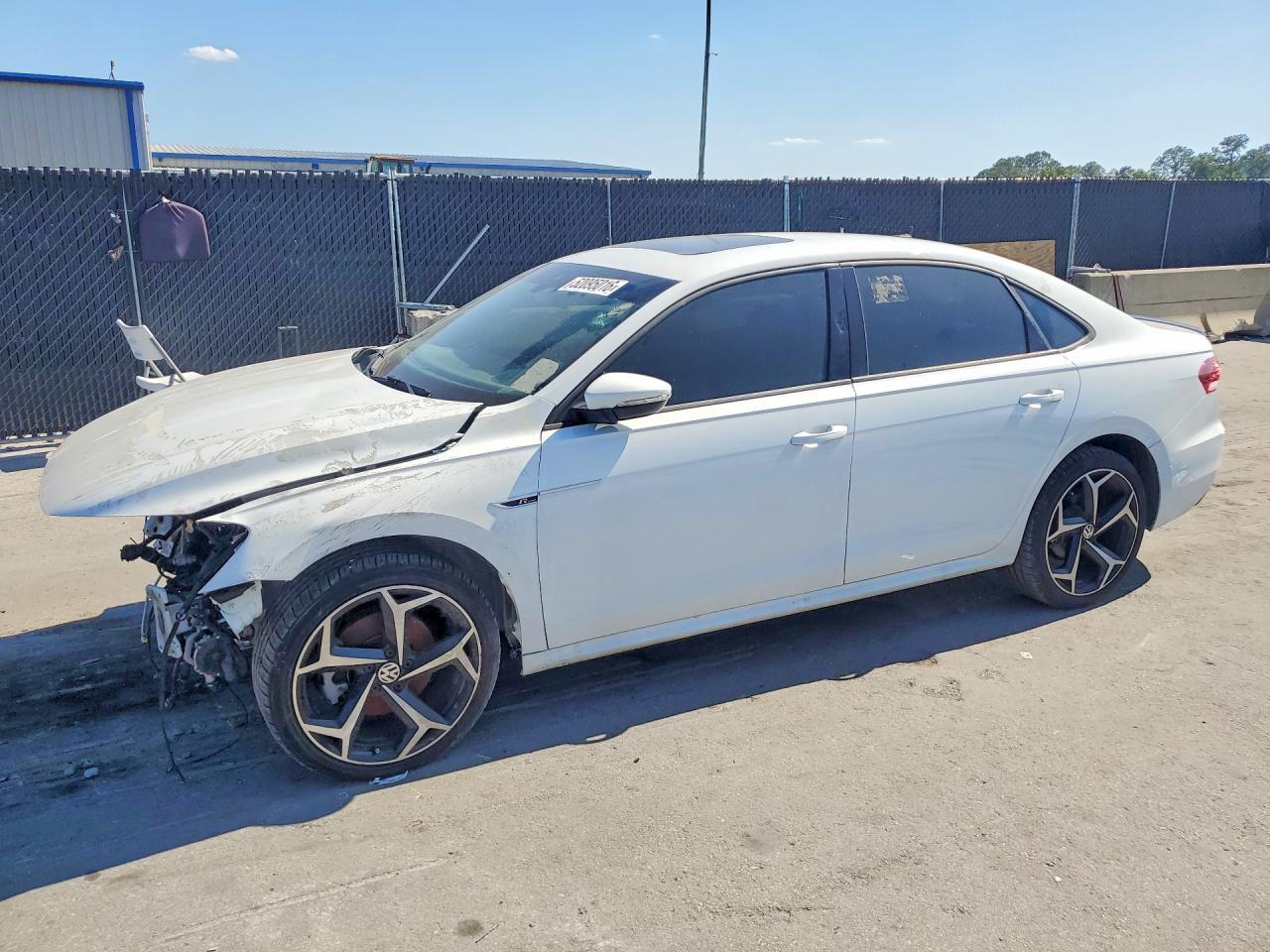 2020 Volkswagen Passat R-Line
