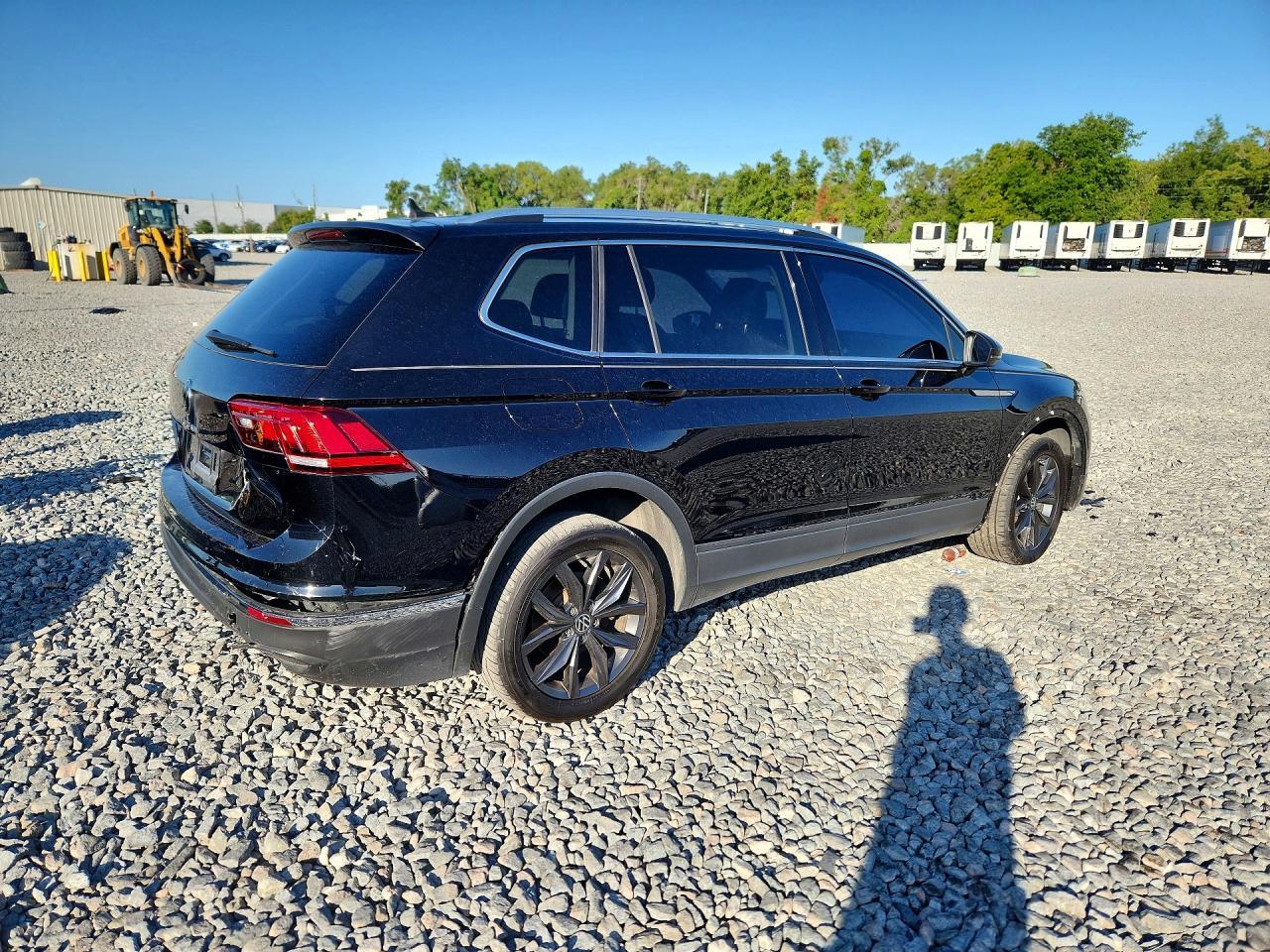 2022 Volkswagen Tiguan Se - Image 3