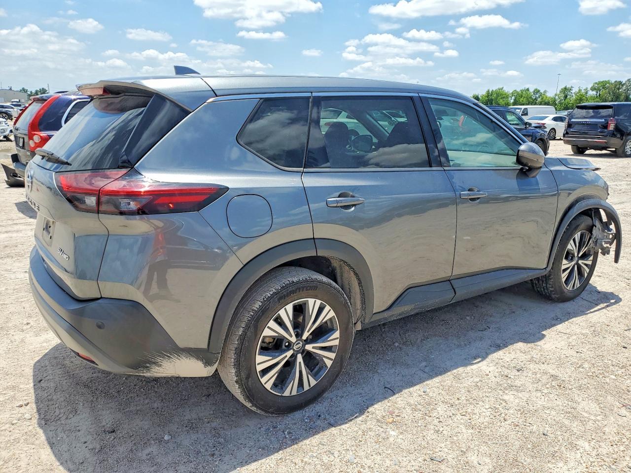2021 Nissan Rogue Sv - Фото 3