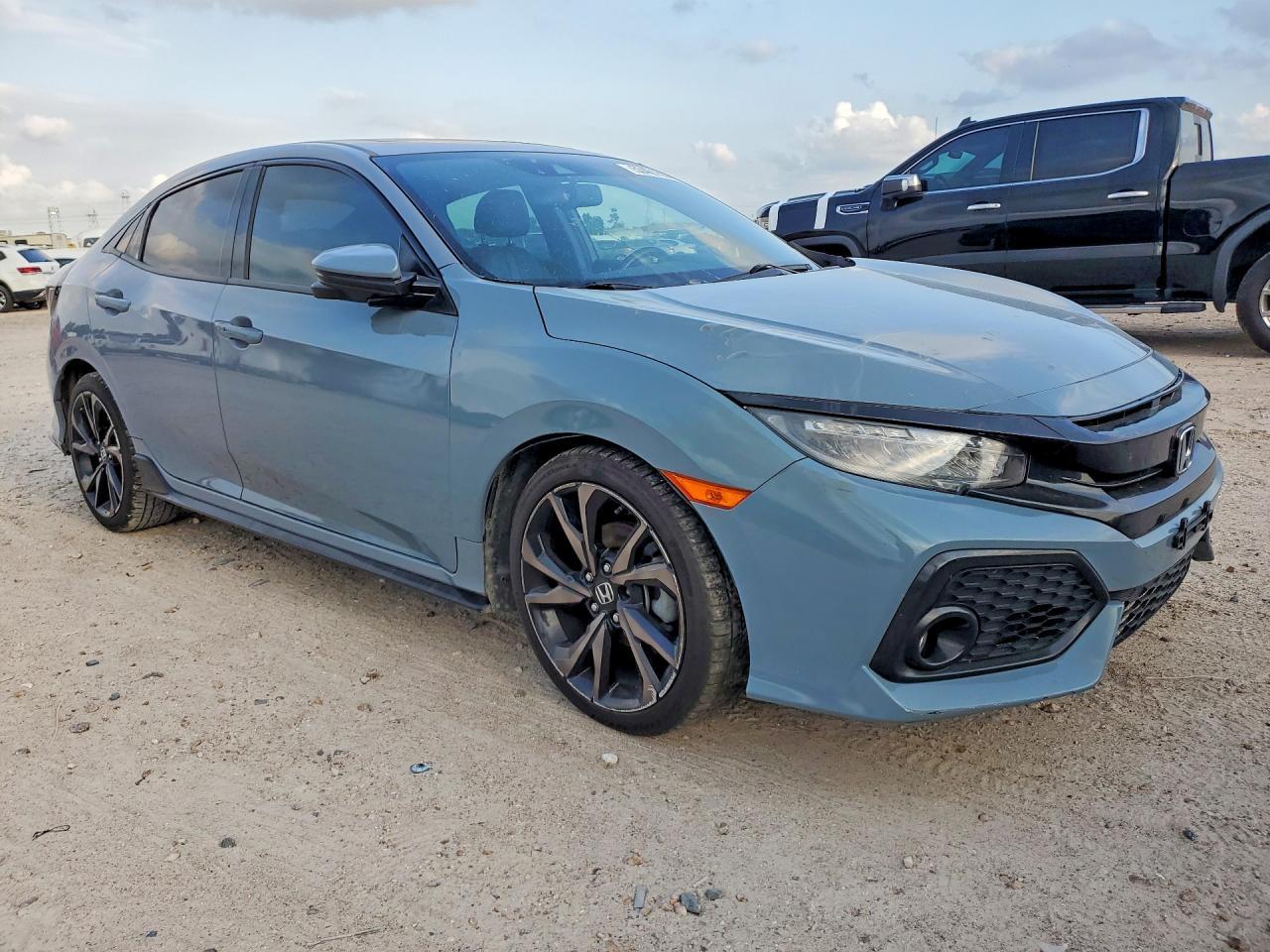 2018 Honda Civic Sport Touring - Фото 4