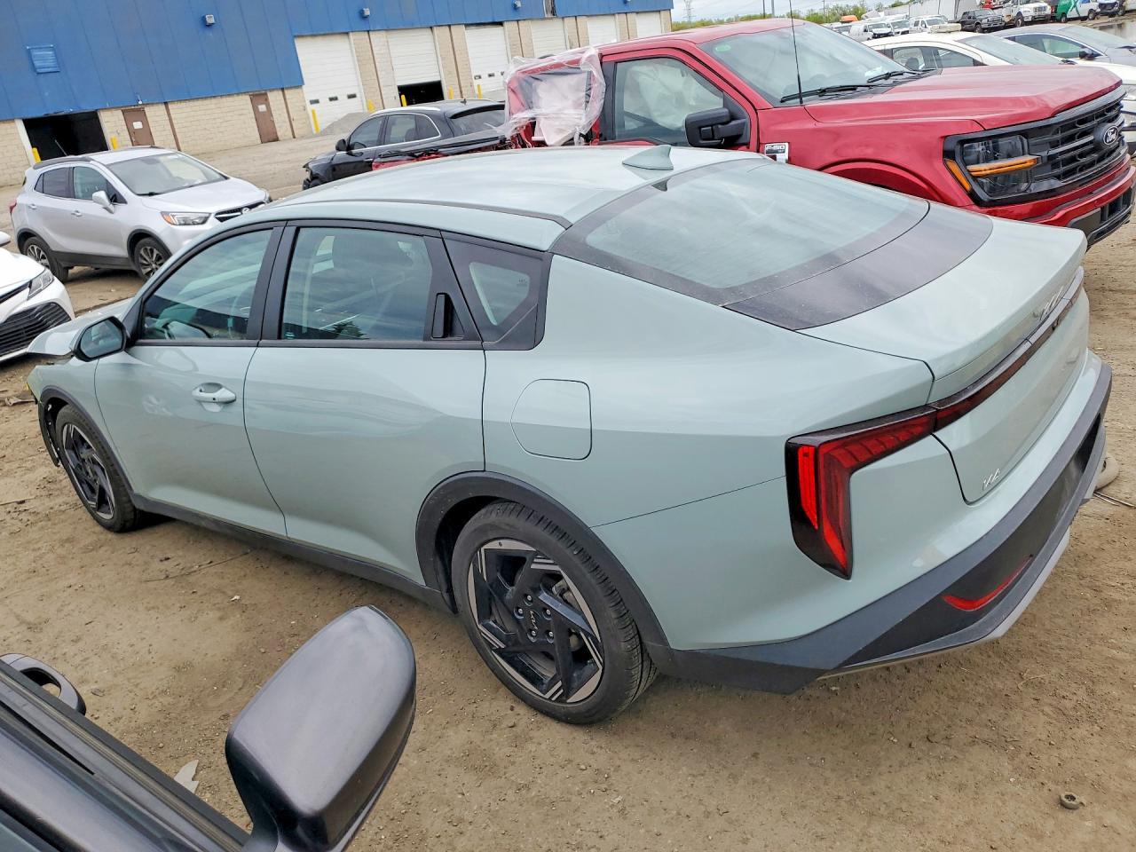 2025 Kia K4 Ex - Image 2