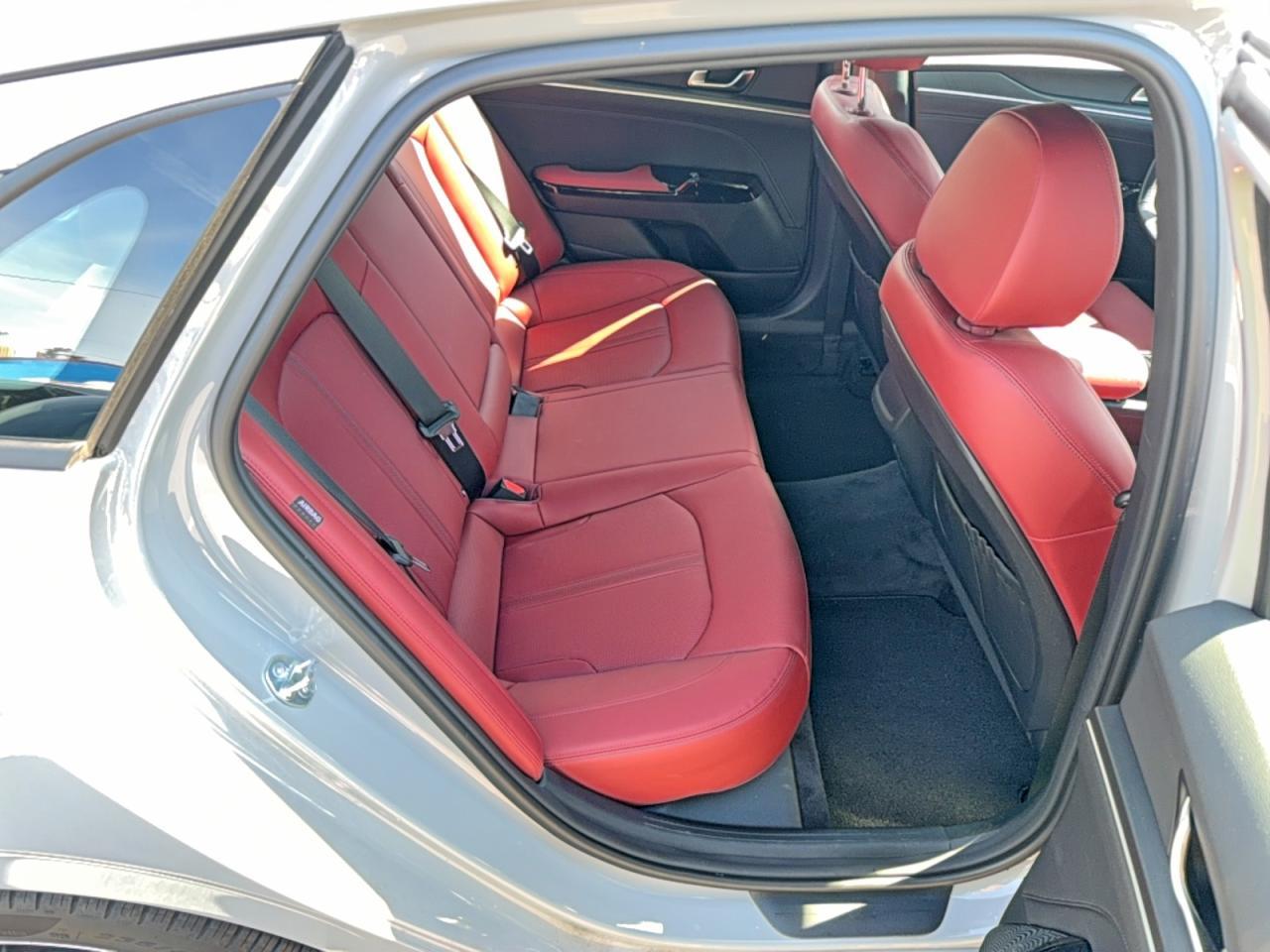 2025 Kia K5 Gt Line - Фото 6