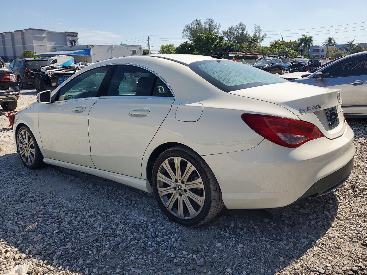 2018 Mercedes-Benz Cla 250 - Image 2