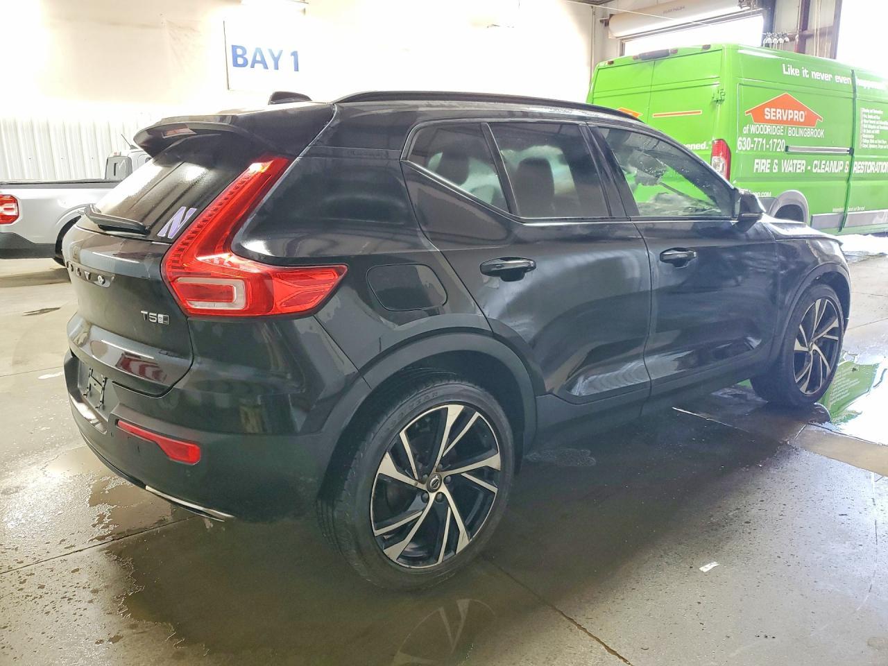 2020 Volvo Xc40 T5 R-Design - Фото 3