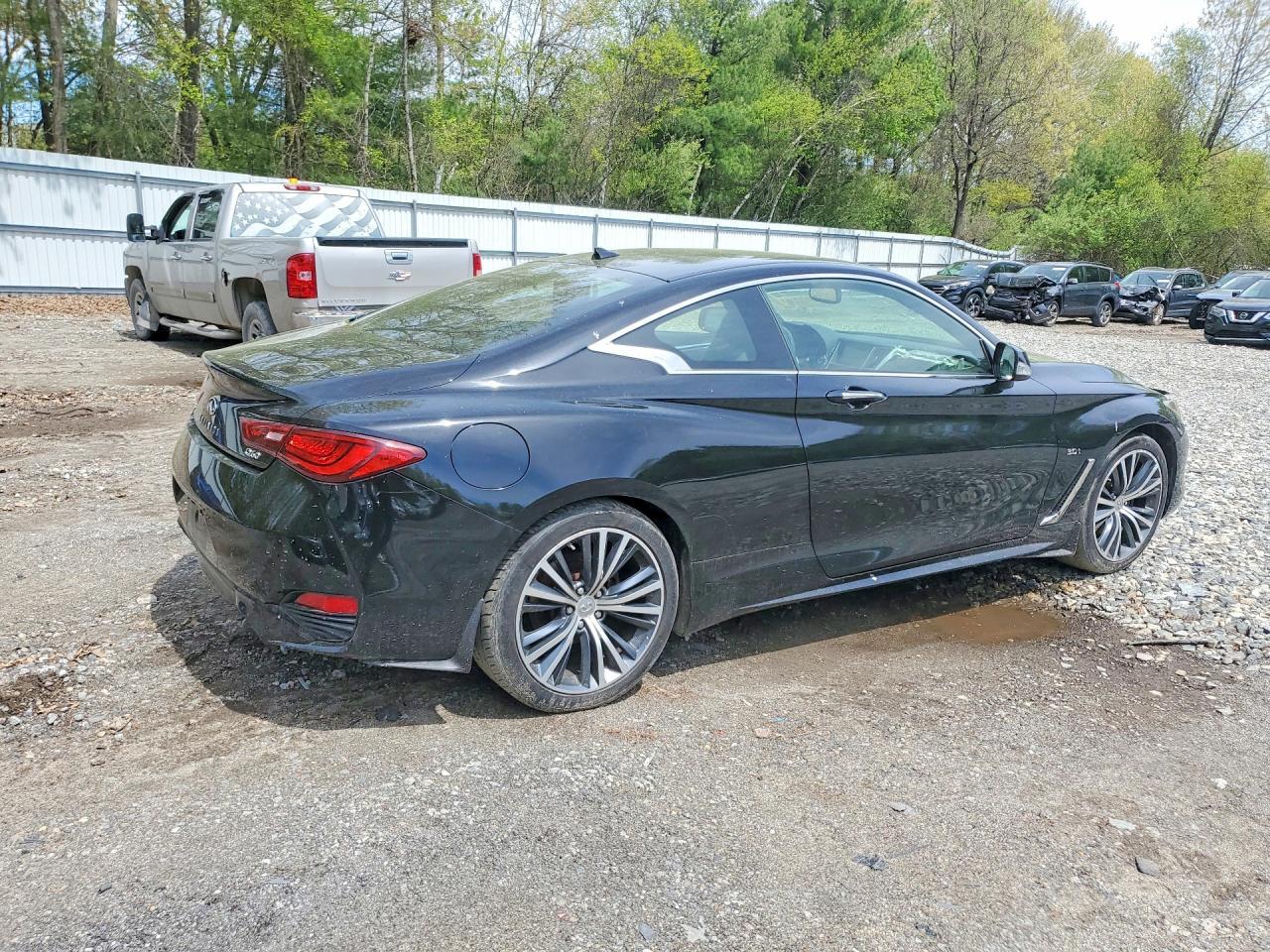 2017 Infiniti Q60 3.0T Premium - Image 3