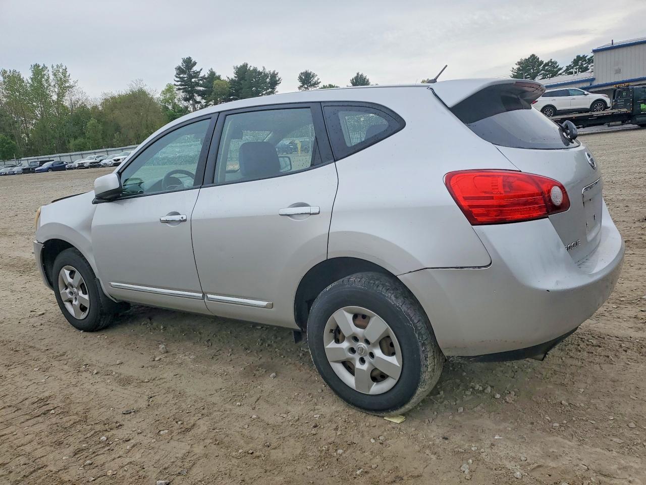 2011 Nissan Rogue S - Фото 2