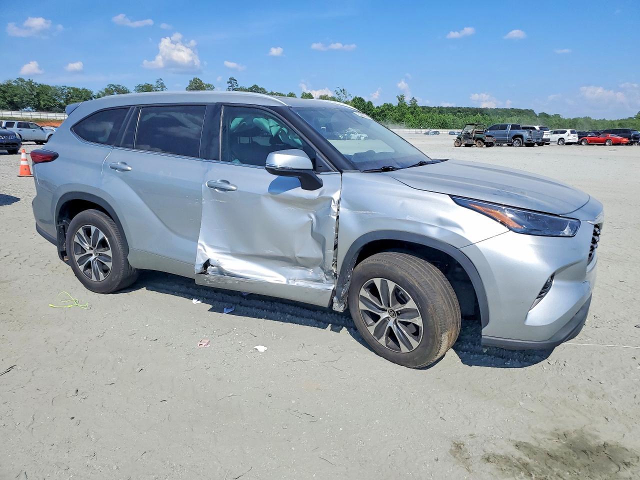 2023 Toyota Highlander Xle - Фото 4