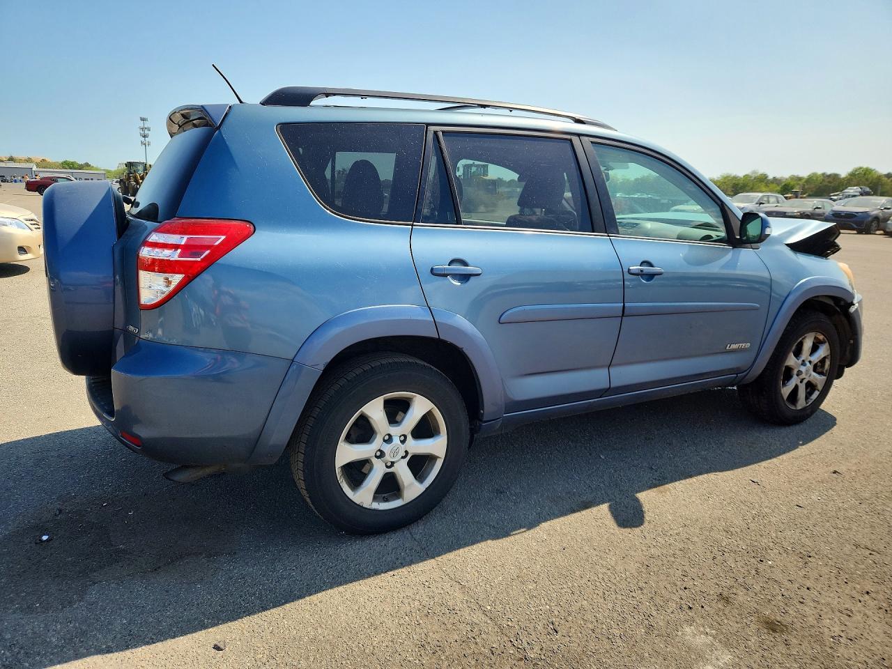 2011 Toyota Rav4 Limited - Image 3