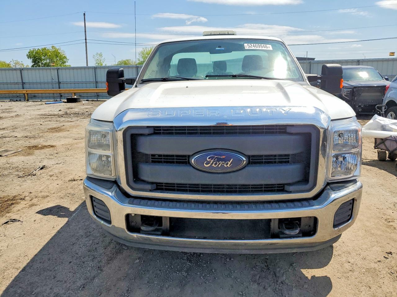 2016 Ford F250 Super Duty - Image 5