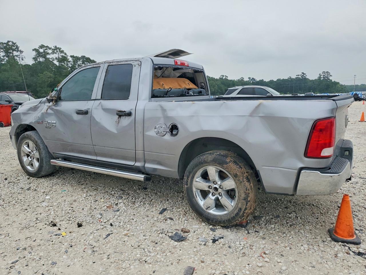 2020 Ram 1500 Classic Tradesman - Фото 2