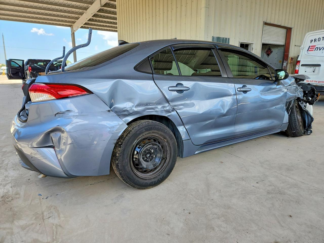 2022 Toyota Corolla L - Фото 3