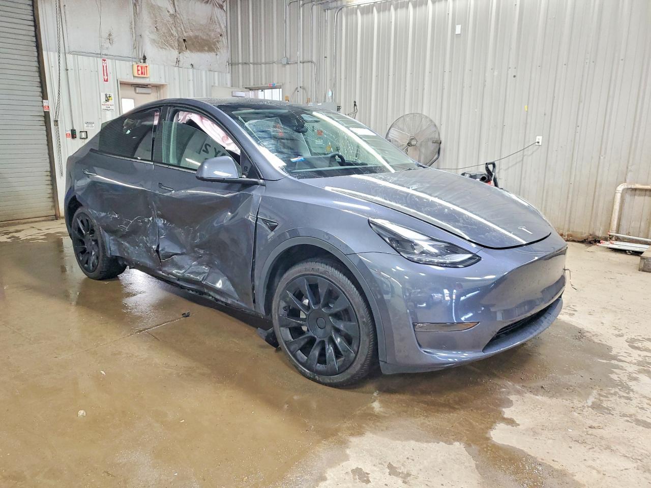 2023 Tesla Model Y - Фото 4