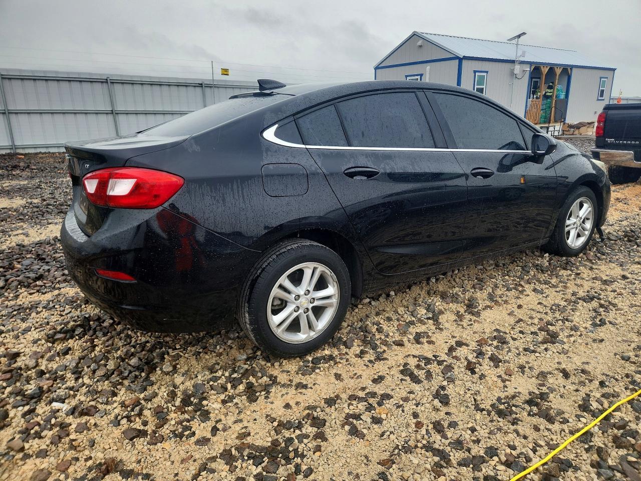2017 Chevrolet Cruze Lt - Фото 3