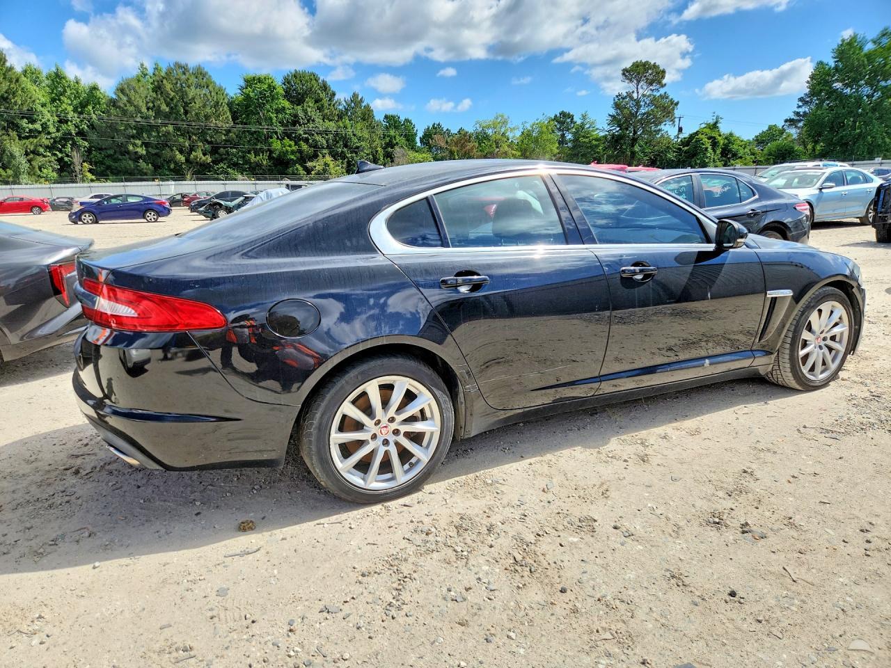 2015 Jaguar Xf - Фото 3
