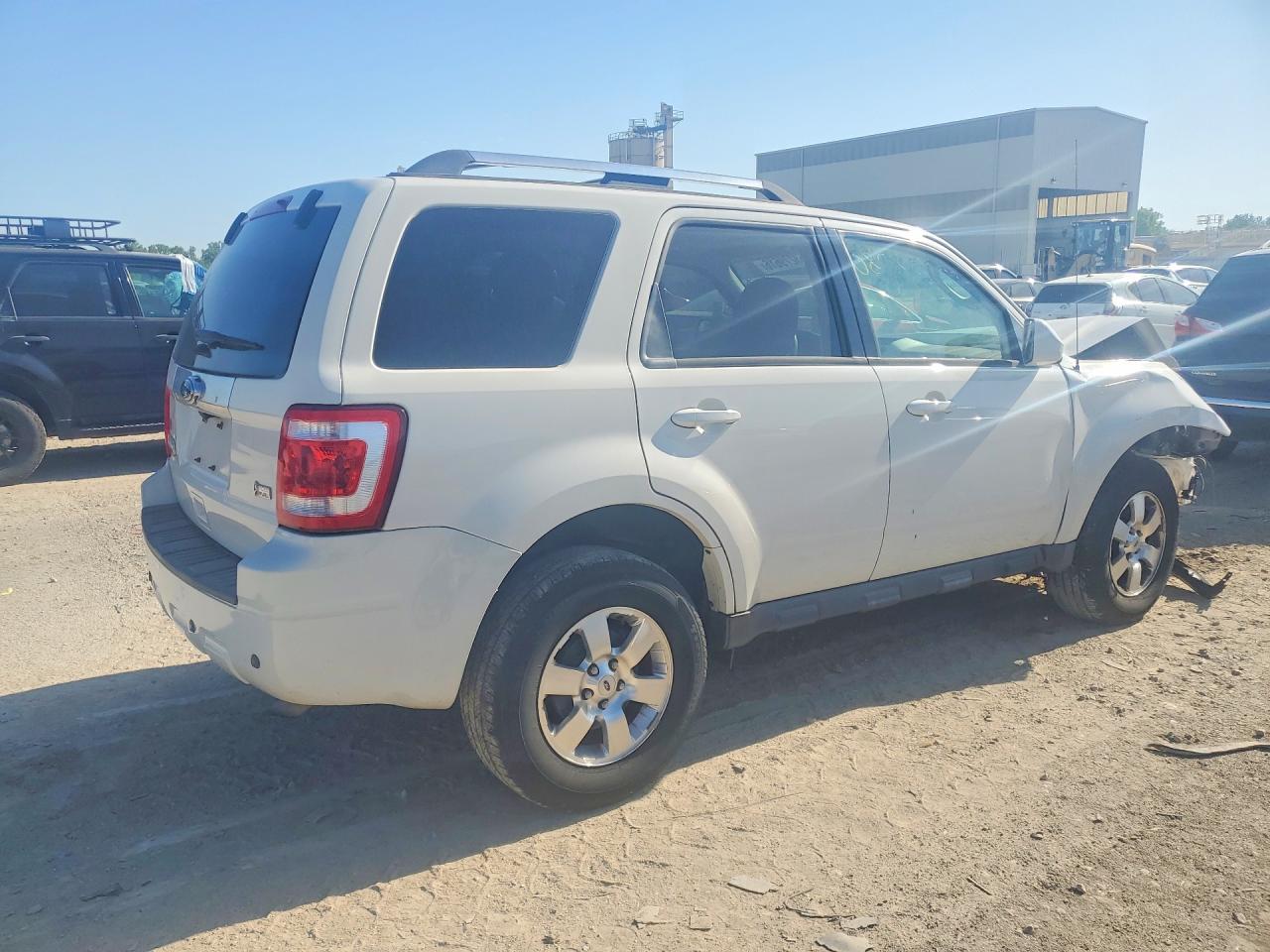 2012 Ford Escape Limited - Фото 3