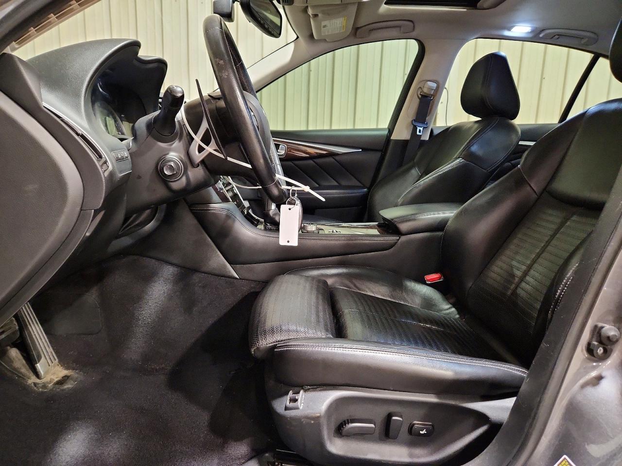 2016 Infiniti Q50 3.0T Premium - Фото 7