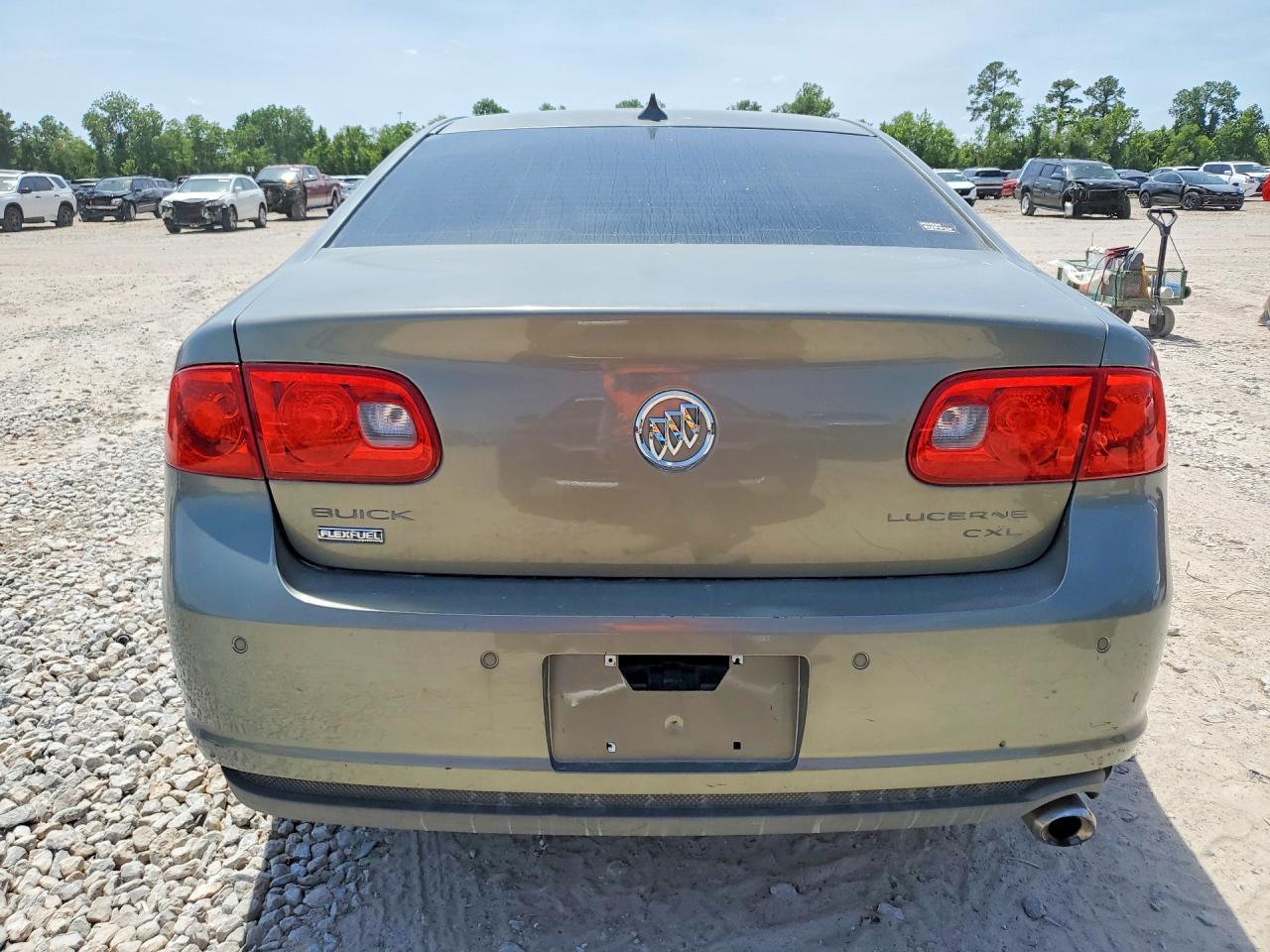 2011 Buick Lucerne Cxl - Фото 6