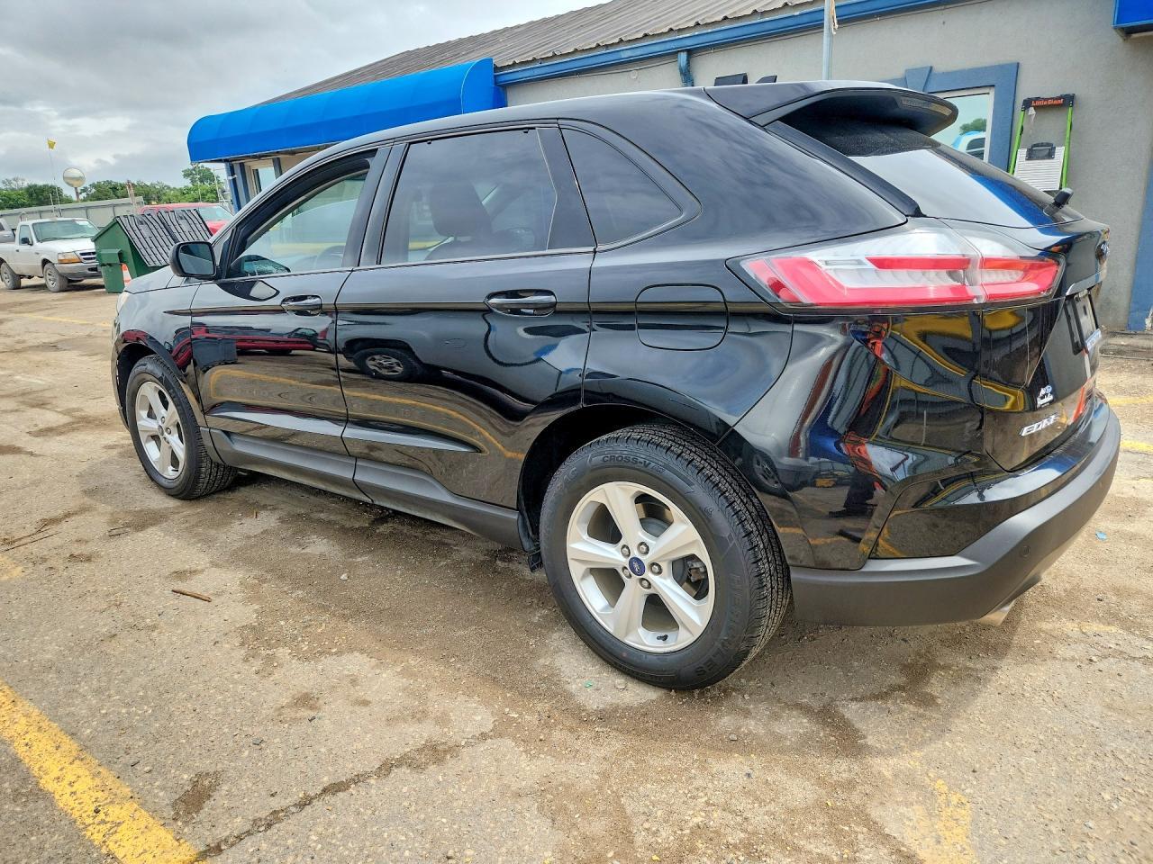 2020 Ford Edge Se - Фото 2