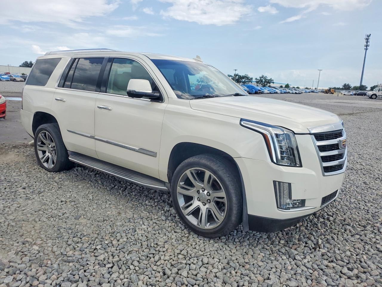 2015 Cadillac Escalade Luxury - Фото 4