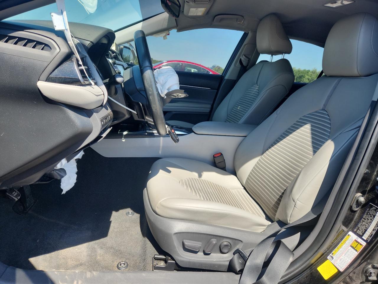 2020 Toyota Camry Se - Фото 7