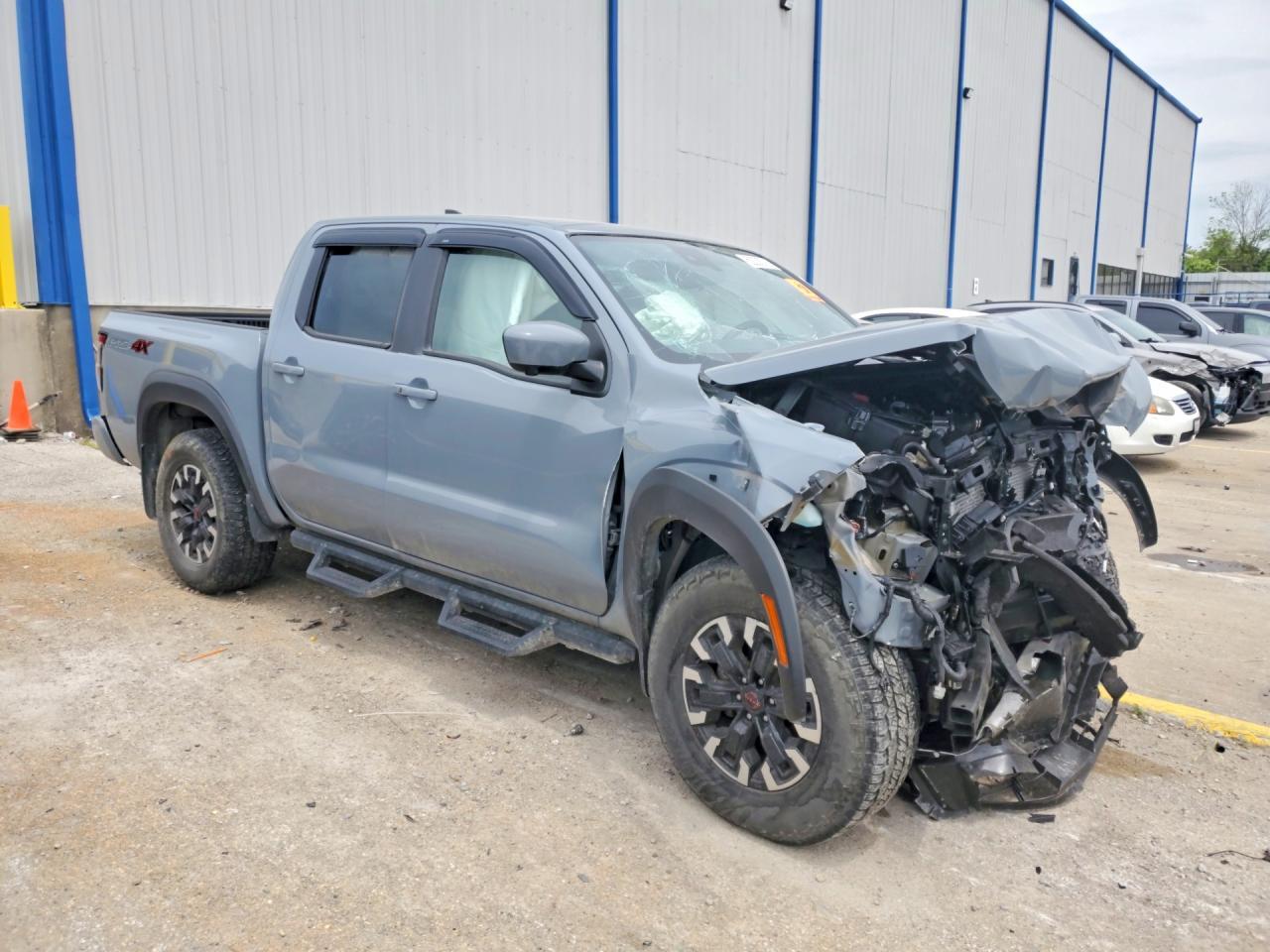 2024 Nissan Frontier Pro-4X - Image 4