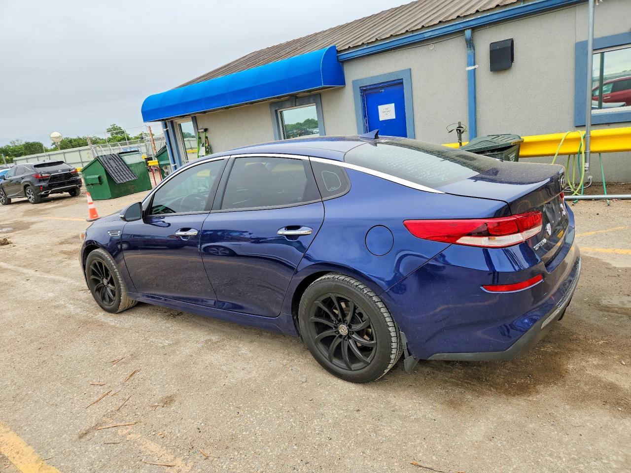 2019 Kia Optima Lx - Image 2