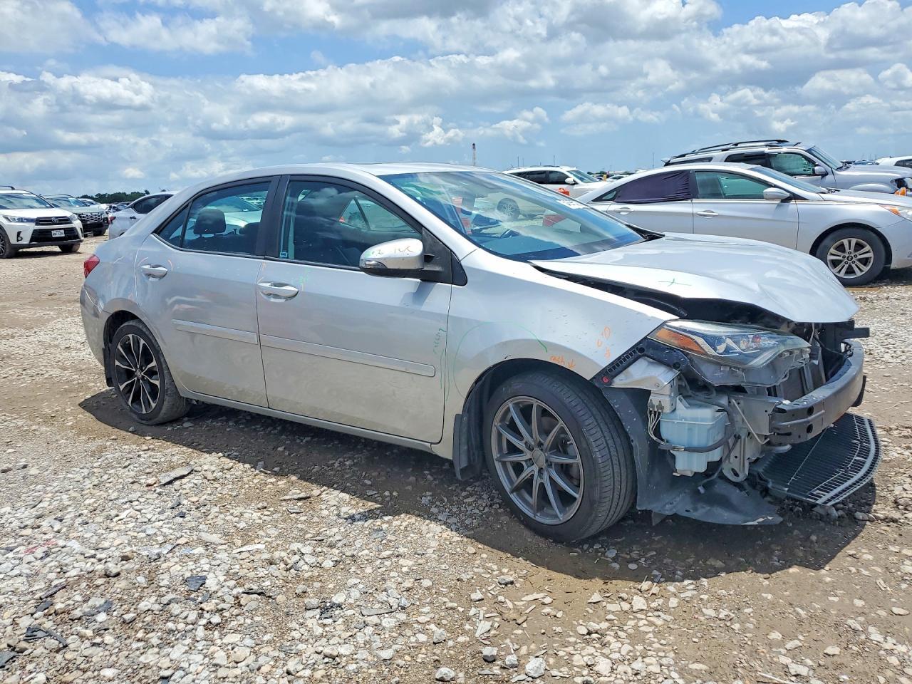 2017 Toyota Corolla Xse - Фото 4