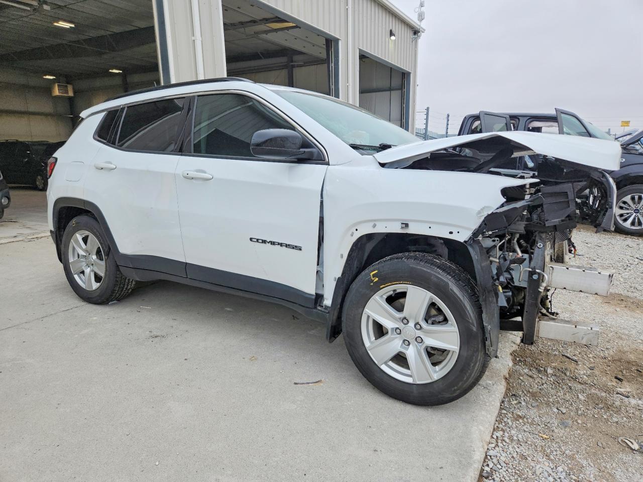2022 Jeep Compass Latitude - Фото 4