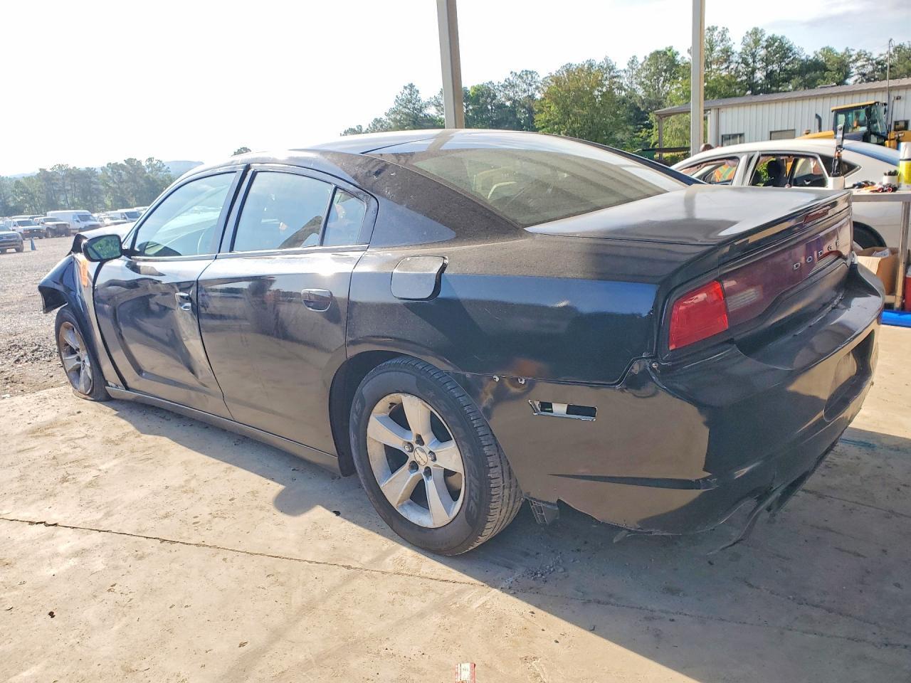 2011 Dodge Charger - Фото 2